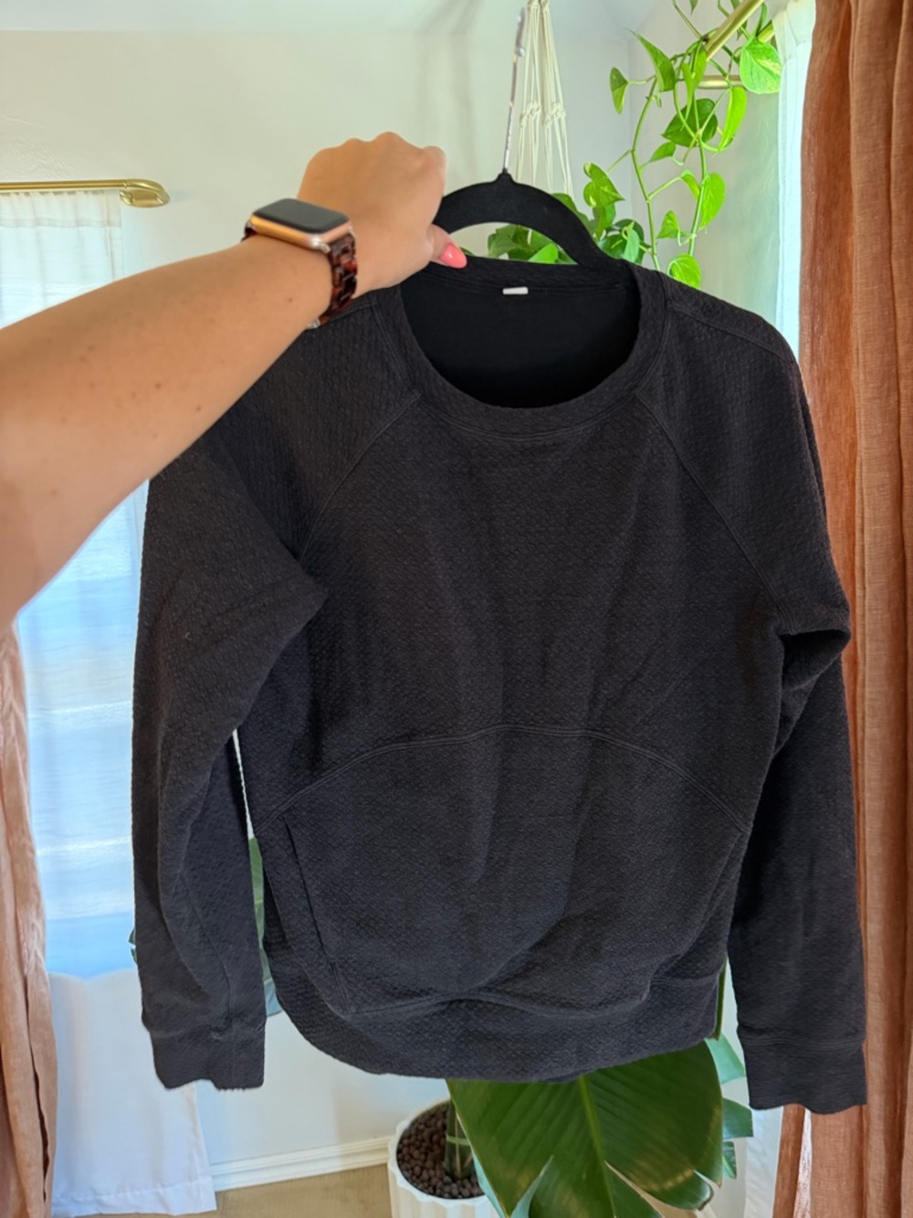 Lululemon pullover